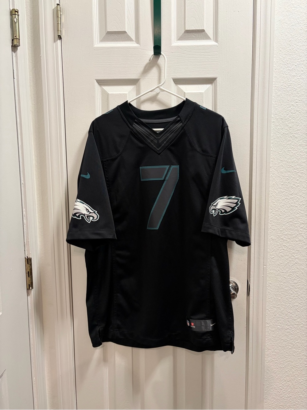Michael Vick Philadelphia Eagles Blackout Jersey- Men’s Large